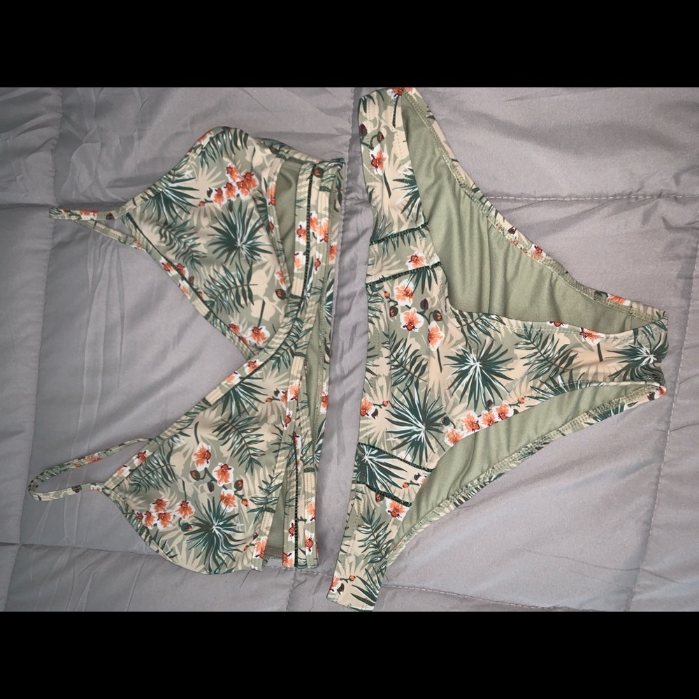 Bikini